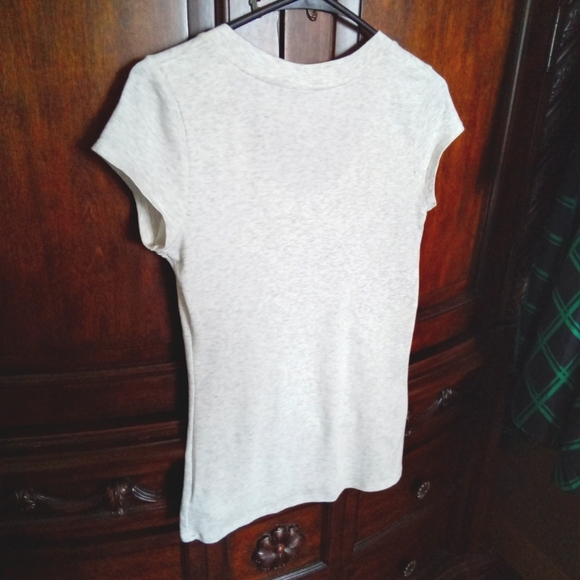 Willi Smith Heathered Grey V-Neckline Tee Shirt - Picture 2 of 9